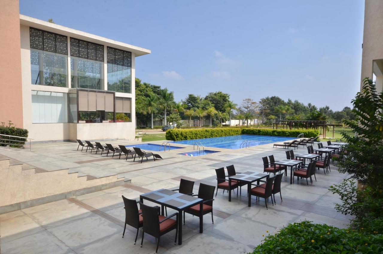 Spree Resort At Century Wintersun Dod Ballāpur Εξωτερικό φωτογραφία